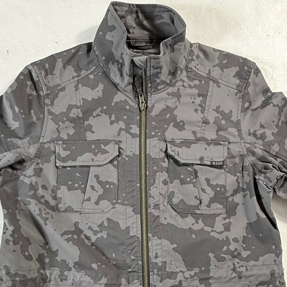 5.11 Tactical Camo Field Jacket Mens Medium Full Zip Pockets Performance Coat